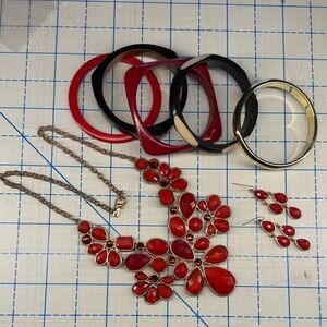 Red Floral Statement Necklace and Earring Set - Women Jewelry